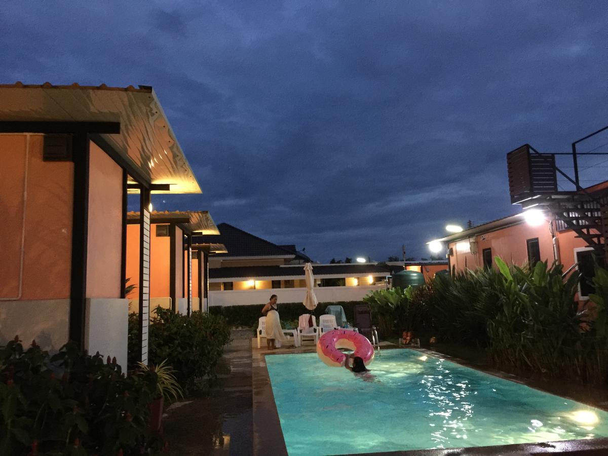 Ban Sumalai Hotel ระยอง ภายนอก รูปภาพ