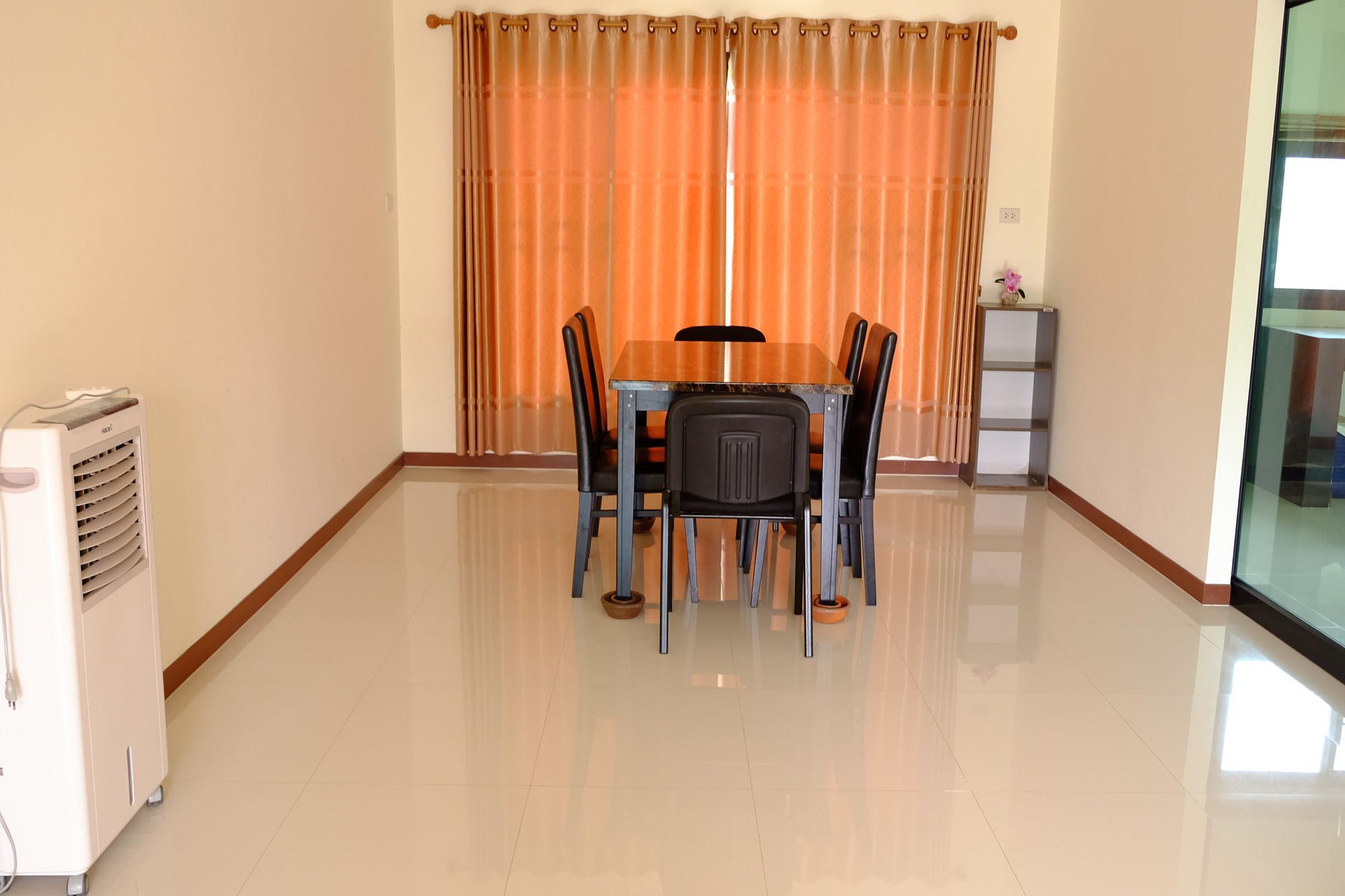 Ban Sumalai Hotel ระยอง ภายนอก รูปภาพ